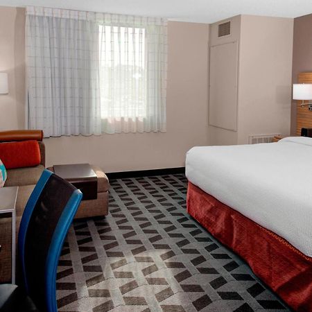 Towneplace Suites By Marriott Parkersburg Exterior photo