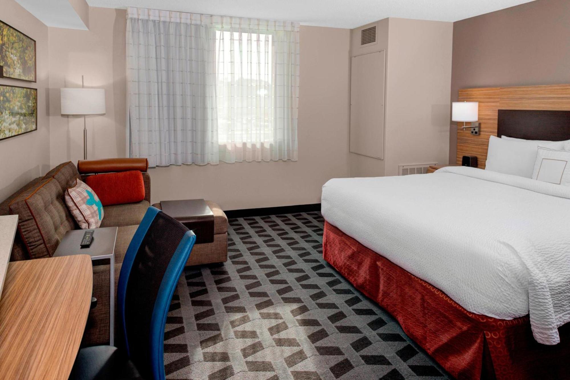 Towneplace Suites By Marriott Parkersburg Exterior photo